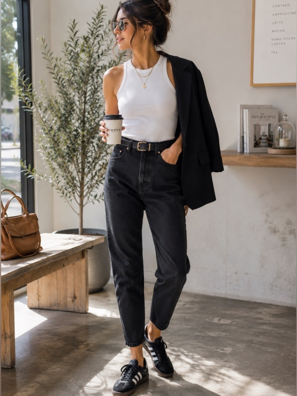 Zara Black Mom Jeans High Rise 100% Cotton Tapered Leg Vintage Wash Sz 4